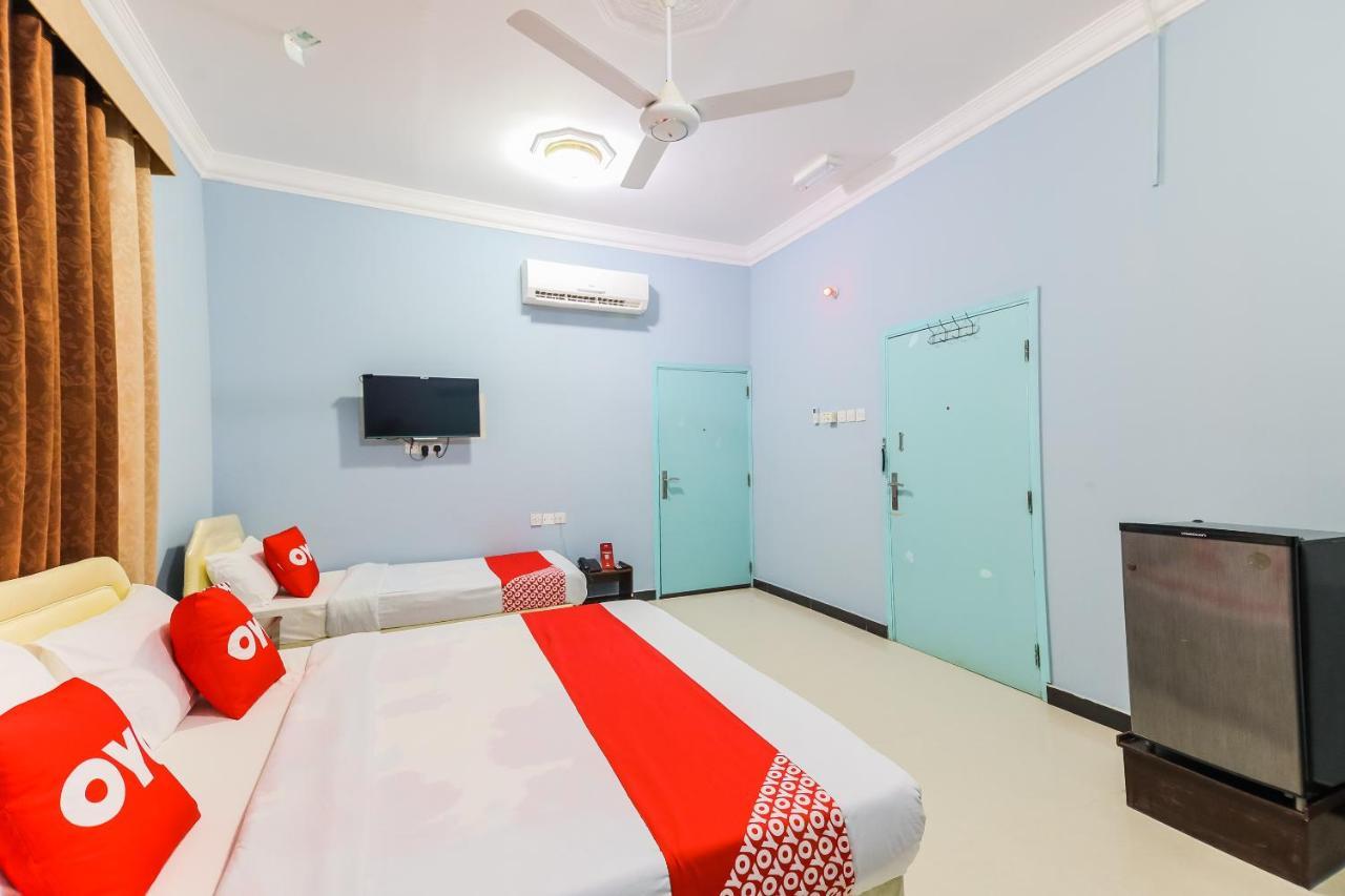 Super Oyo 110 Ras Al Hadd Guest House Extérieur photo